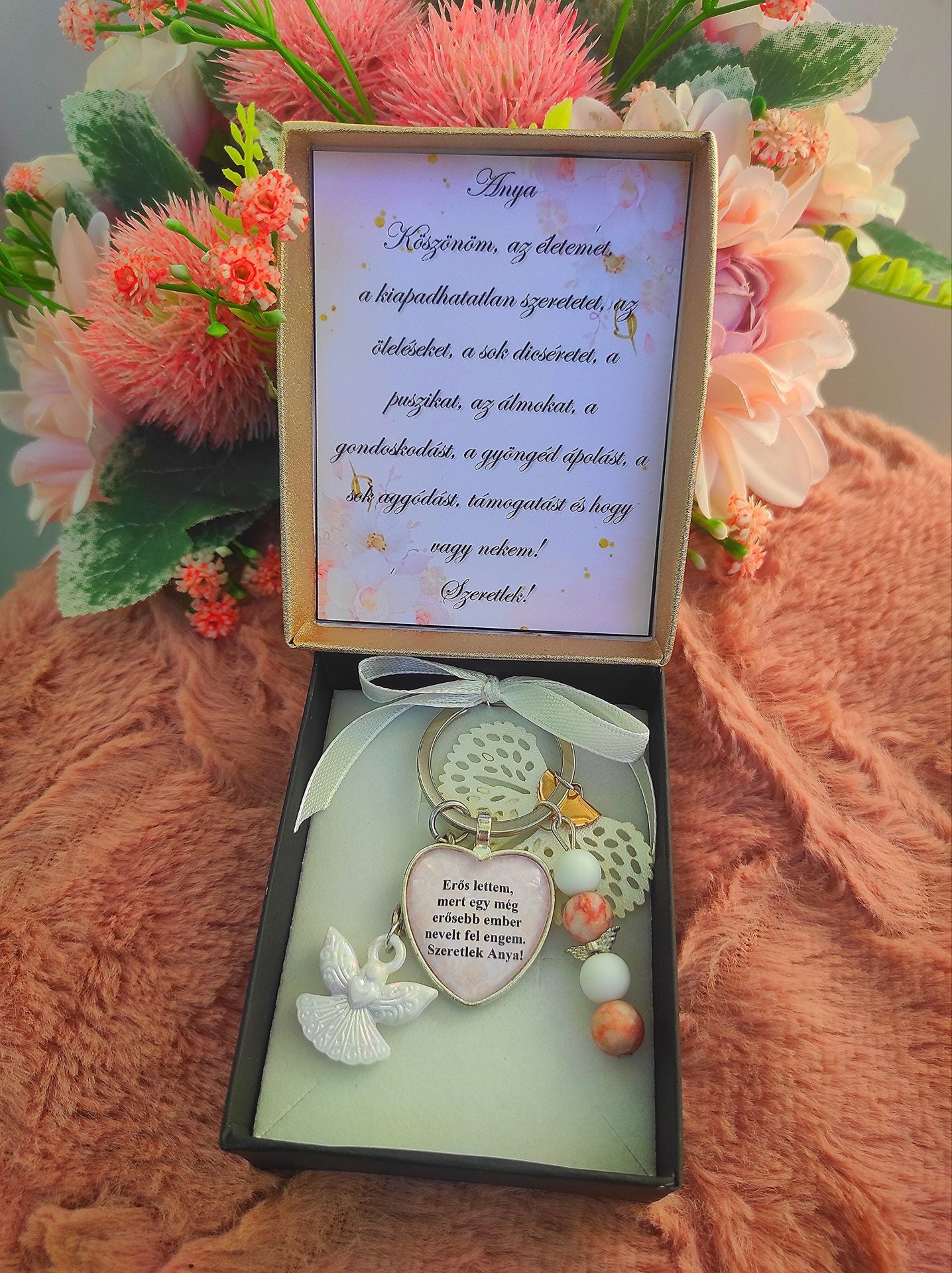 Ajándék anya szív kulcstartó 2